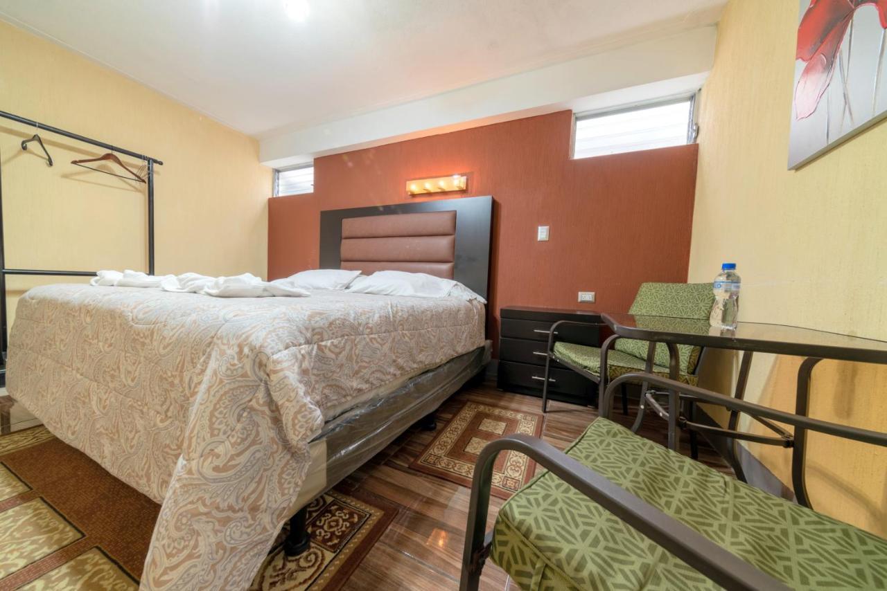 Hotel Y Restaurante Castillo De Los Altos Quetzaltenango Ngoại thất bức ảnh